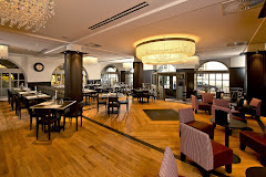 Volkshaus 1914 Bern – elegante Bar mit klassischem Interieur